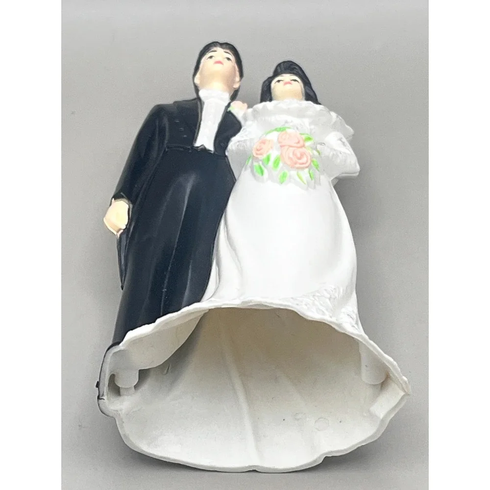 Funny Mooning Wedding Cake Topper Bride Groom Gag Cutouts Quirky Unique 4.5